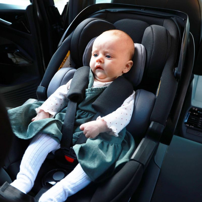 Babymore Pecan i-Size Baby Car Seat with Isofix Base - Black - Prime Baby Gear