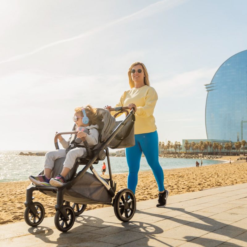 Light Gray MEE-GO UNO PLUS 2 IN 1 PRAM & PUSHCHAIR - GREY CHROME