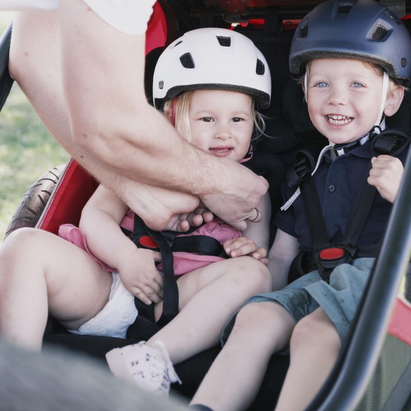 HAMAX OUTBACK TWIN CHILD BIKE TRAILER - RED + BLACK