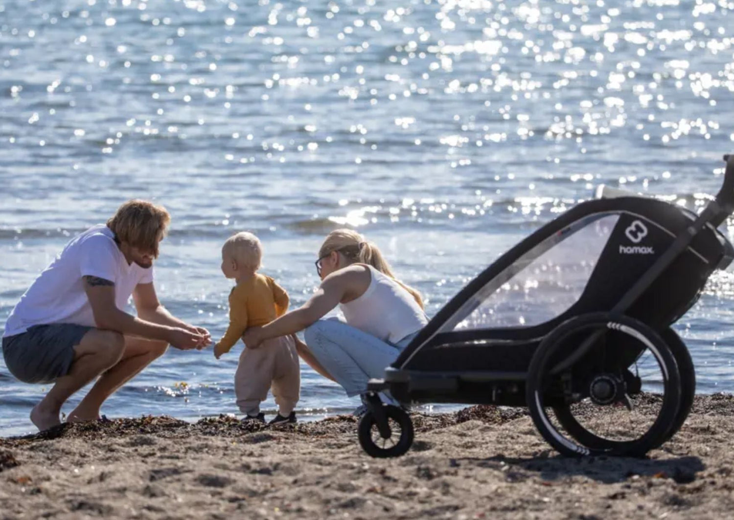 The Hamax versatile bike trailers are perfect for those who want to take the family on all activities