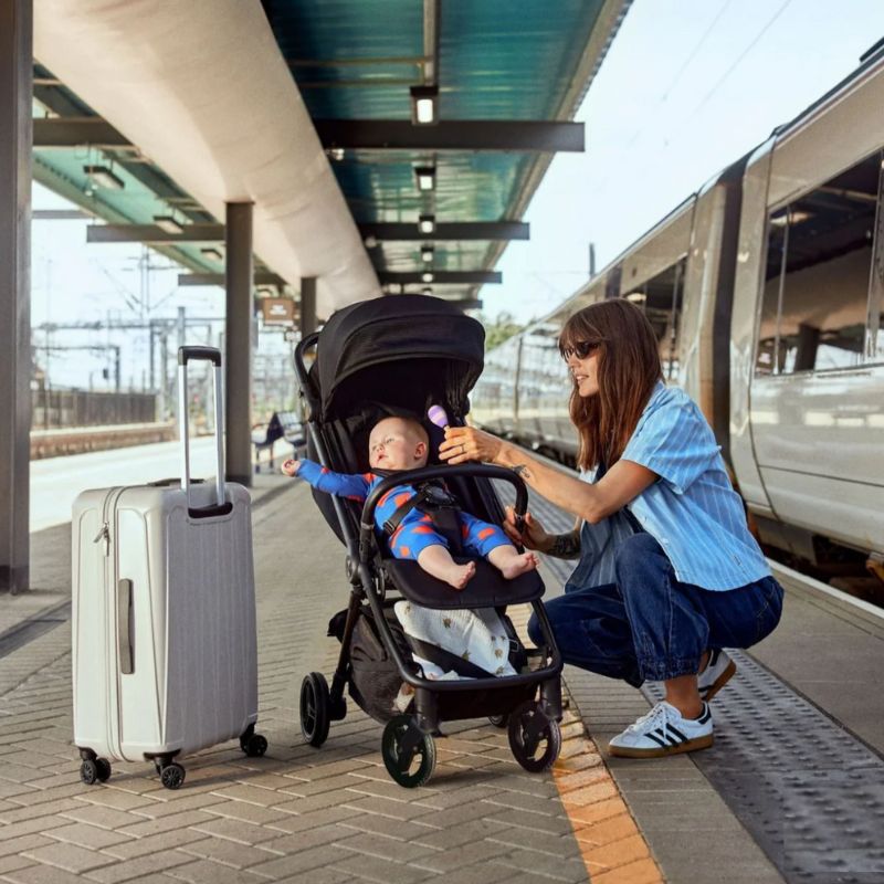 Bababing The Ultimate Lightweight Auto Fold Compact Stroller - Black