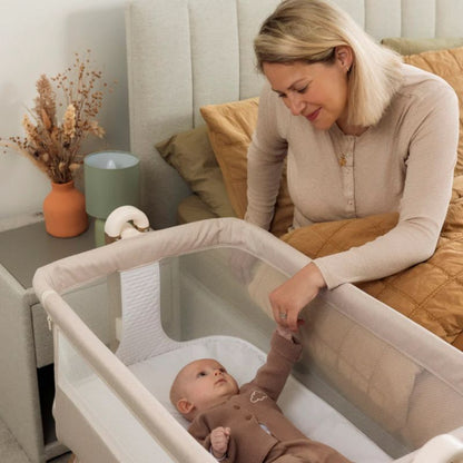 OBaby Cloud Bedside Crib - Oatmeal